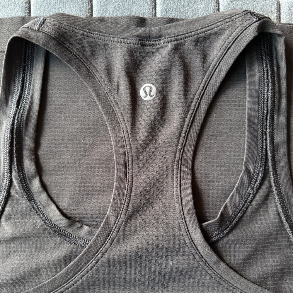 Lululemon Swiftly Tech Racerback Tank Top 2.0 sz 6